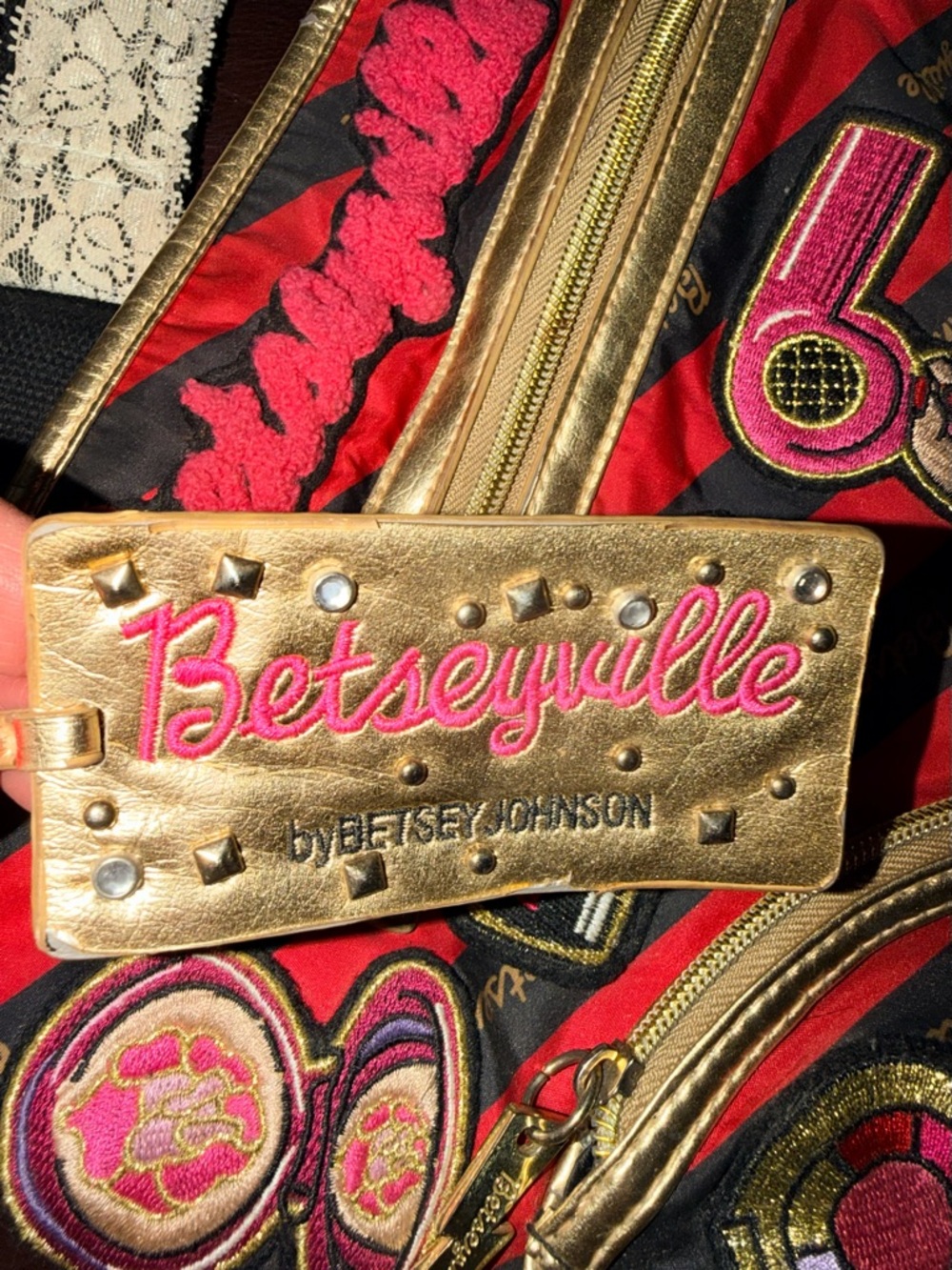 Betsey Johnson Betseyville Embroidered Makeup Patches Purse Handbag, Y2K - Picture 7 of 16